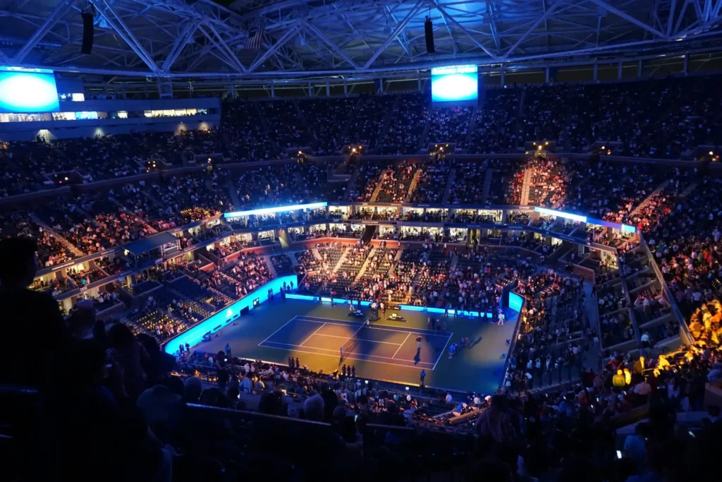 Organisation of a tennis event and its impact on environment and local communities.