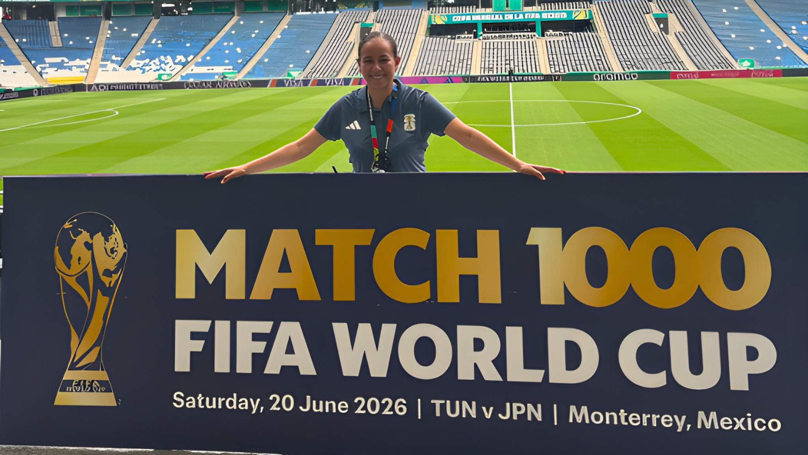 Reyna Marely Flores-Martinez at the pitch